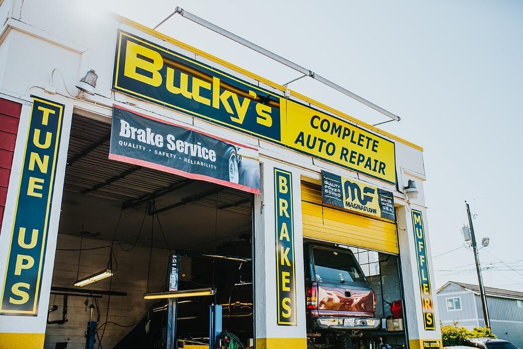 Images Bucky's Tacoma Sprague