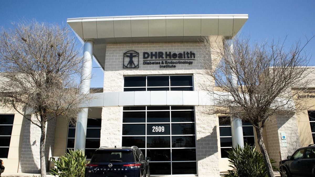 Images DHR Health Diabetes & Endocrinology Institute