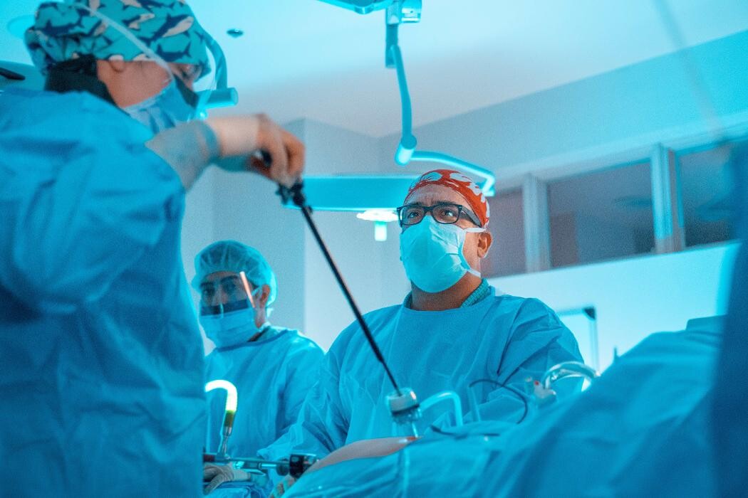 Images DHR Health Surgery Institute