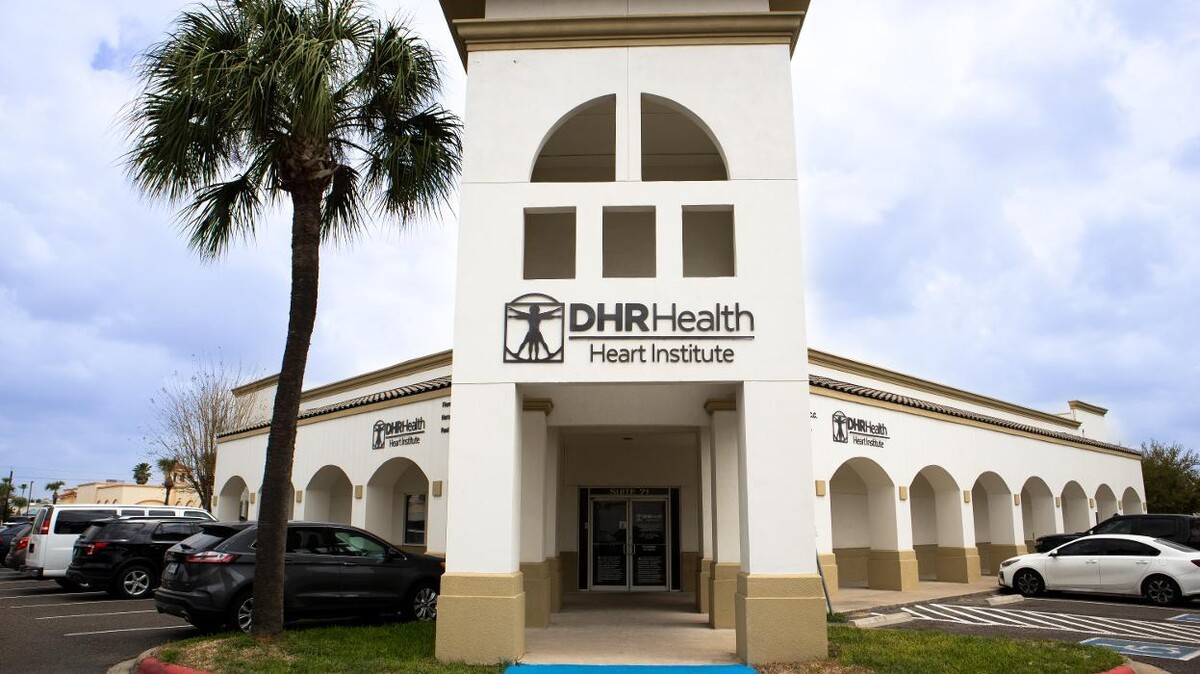 Images DHR Health Heart Institute