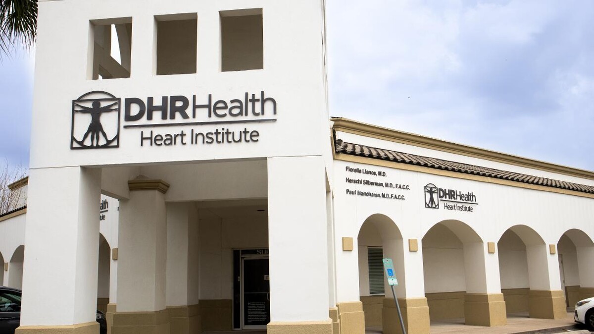 Images DHR Health Heart Institute