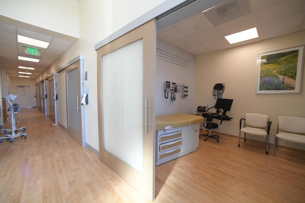 Images Cottage Urgent Care - Buellton