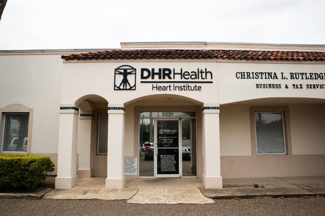 Images DHR Health Heart Institute