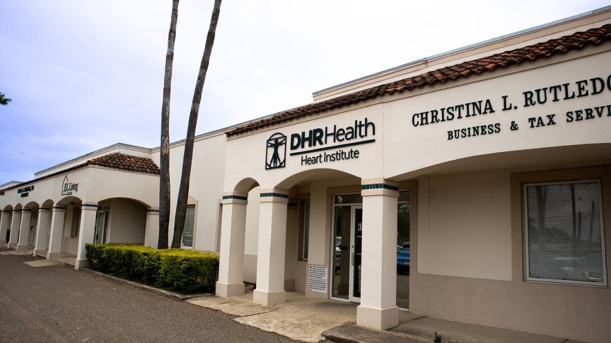 Images DHR Health Heart Institute