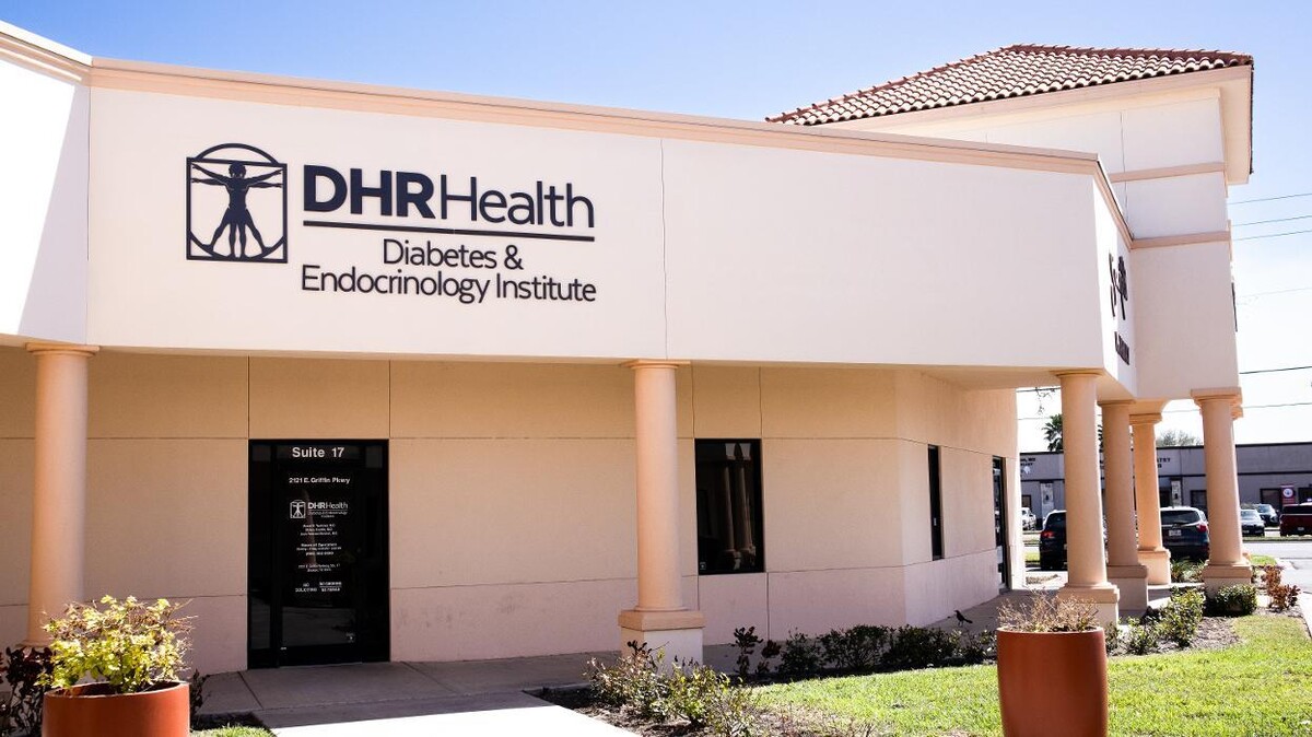 Images DHR Health Diabetes & Endocrinology Institute