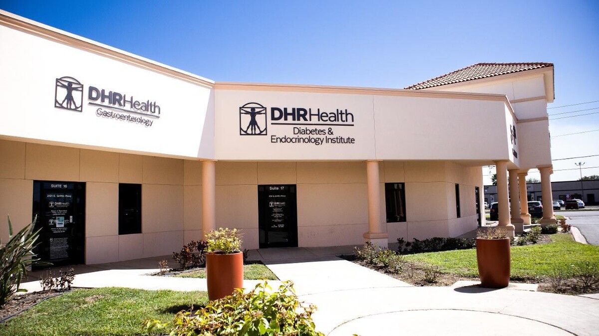 Images DHR Health Diabetes & Endocrinology Institute