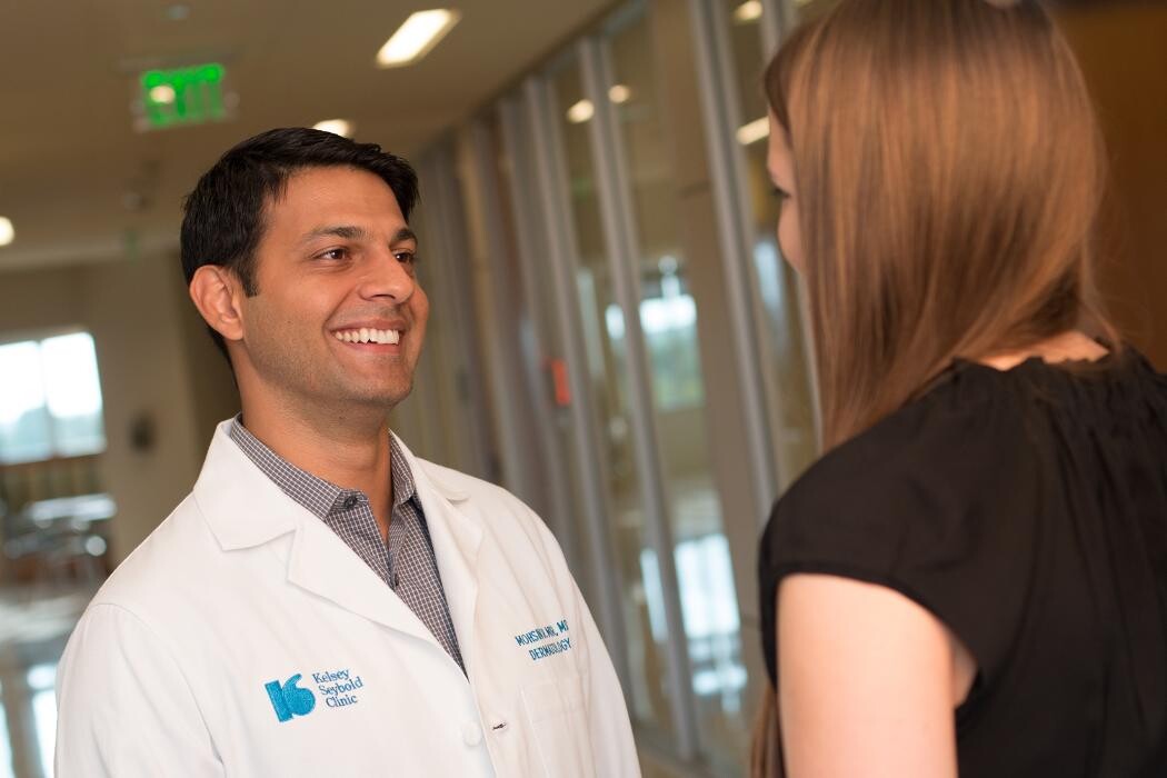 Images Mohsin Mir, MD