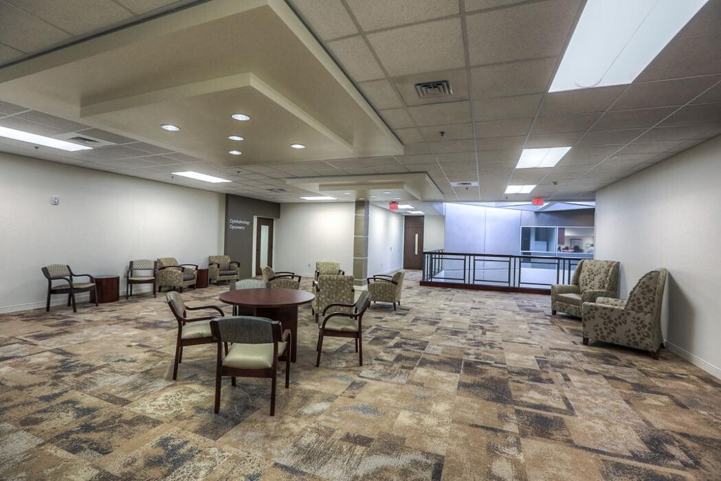 Images Mohsin Mir, MD