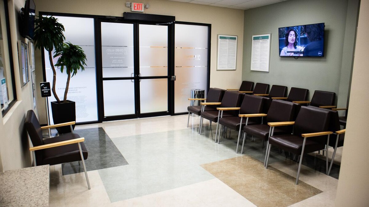 Images DHR Health Orthopedic Institute