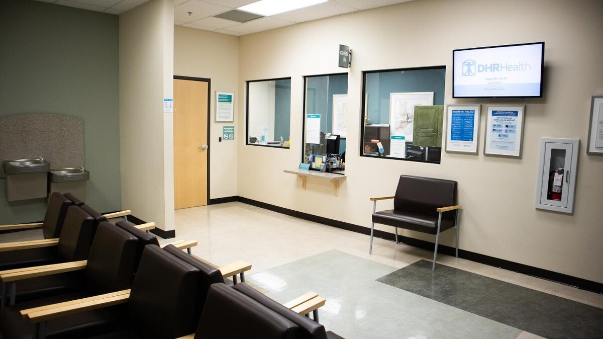 Images DHR Health Orthopedic Institute