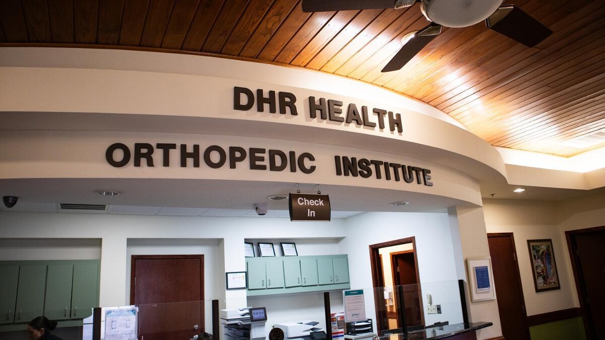 Images DHR Health Orthopedic Institute
