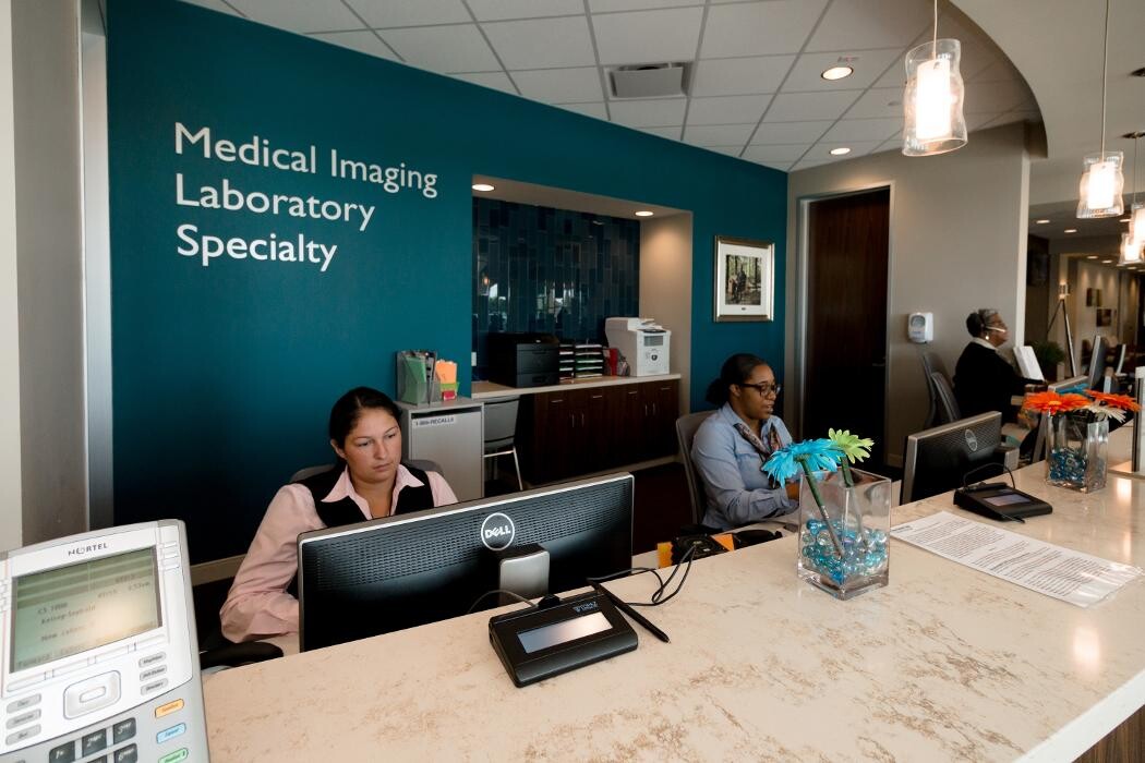 Images Philip Saikin, MD