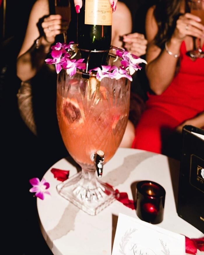 Images Rose Room at 220