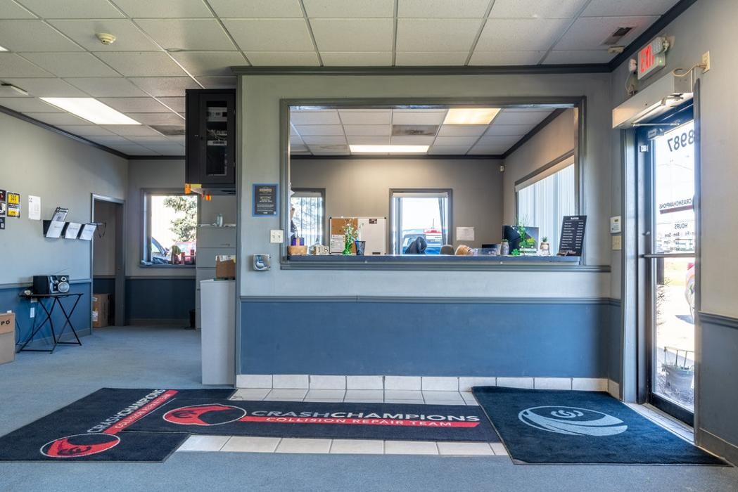 Images Crash Champions Collision Repair Streetsboro