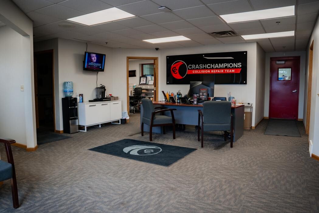 Images Crash Champions Collision Repair West Bend
