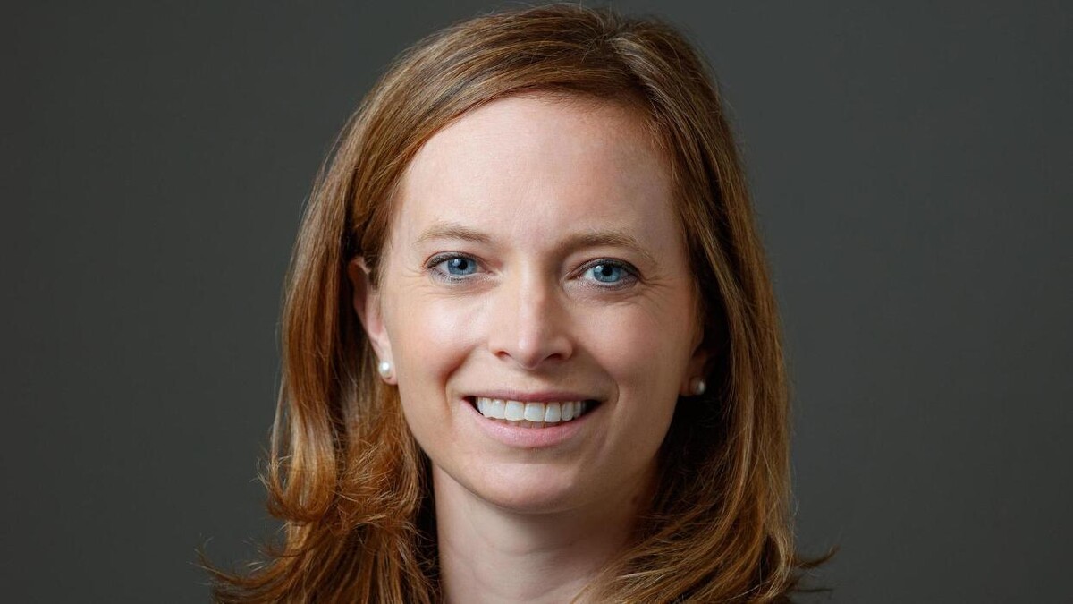 Images Elizabeth B. Gausden, MD, MPH