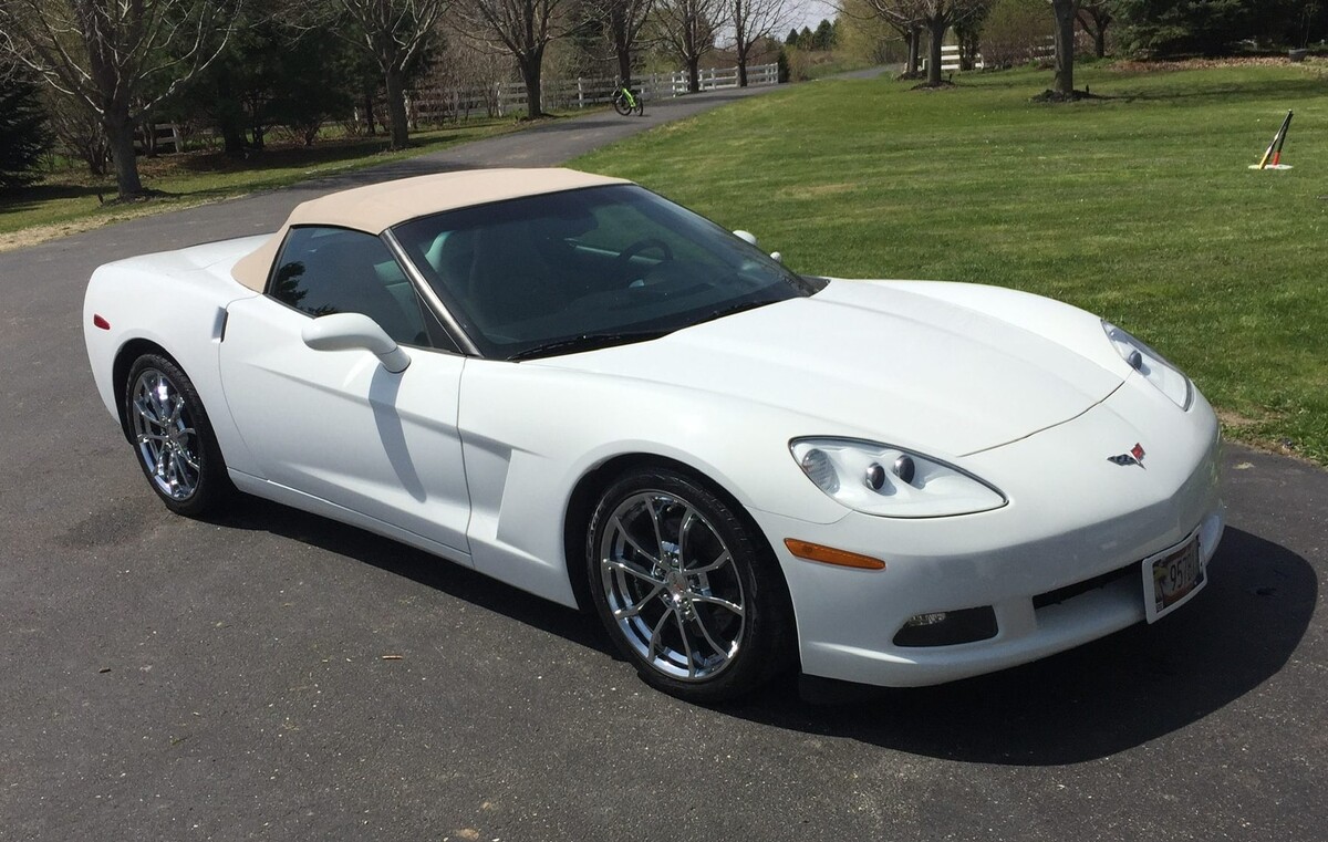 Images Ryan & Gordy’s Glass