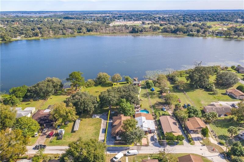 Images Hollie Tutrani, Realtor - La Rosa Realty