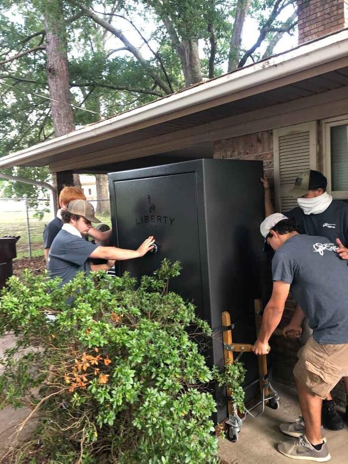 Images JR Brown Inc.