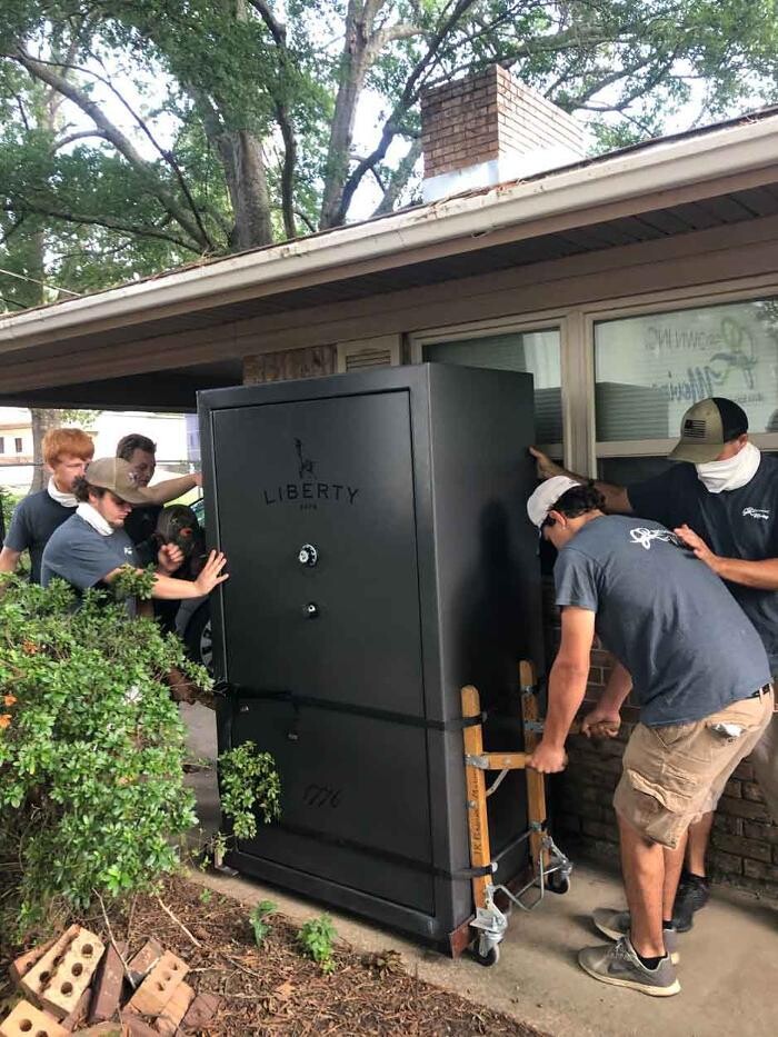 Images JR Brown Inc.