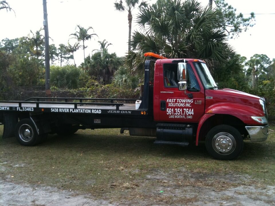 Images Fast Towing Solutions Inc.