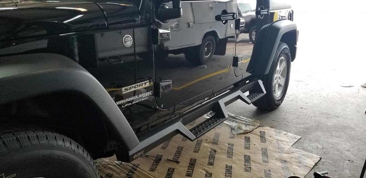 Images A&A Spray On & Truck Accessories