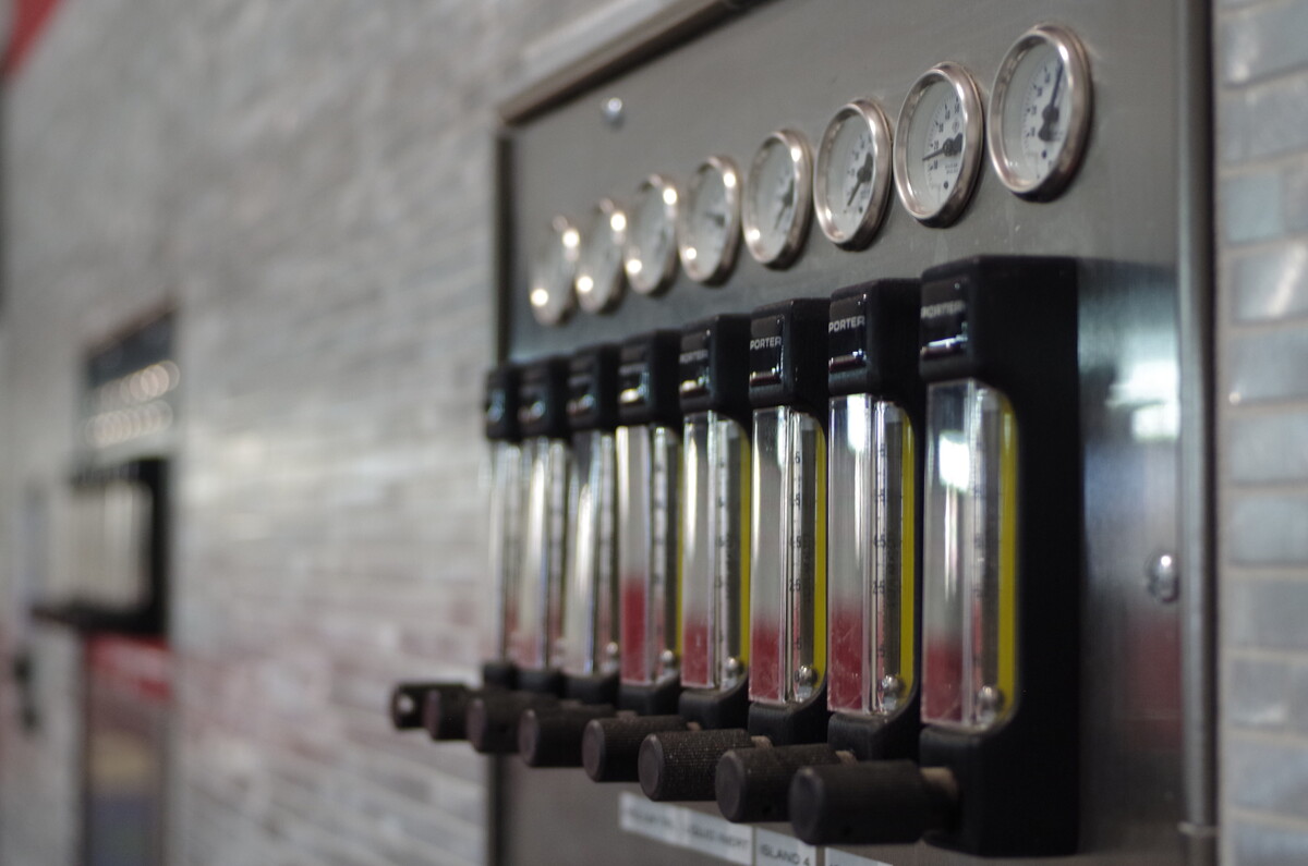 Images Noble Gas Solutions.