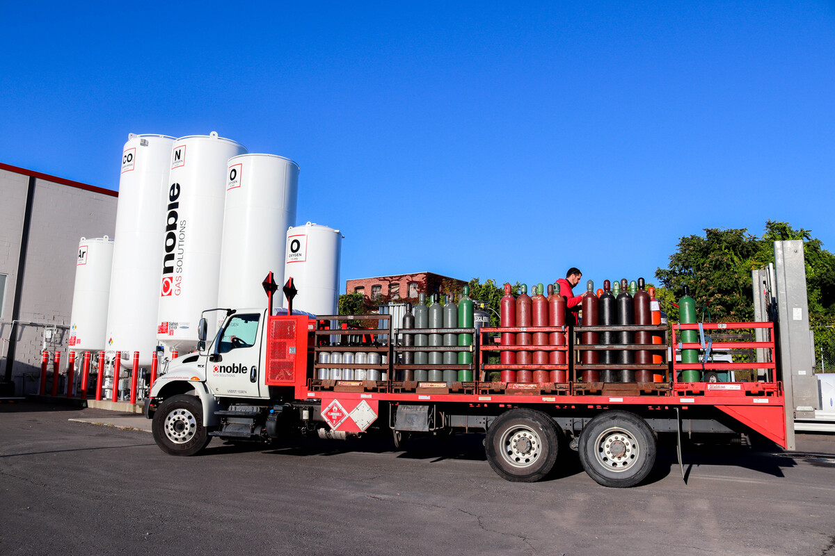 Images Noble Gas Solutions.