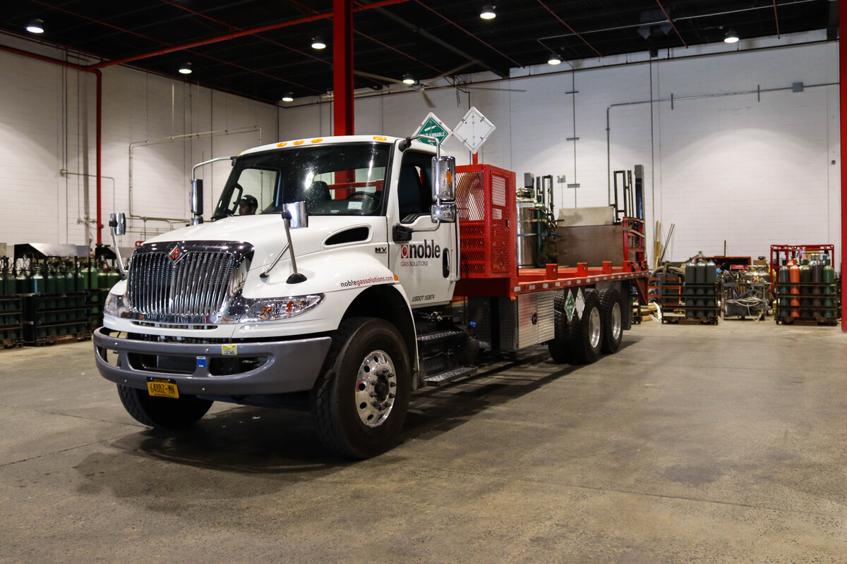 Images Noble Gas Solutions.