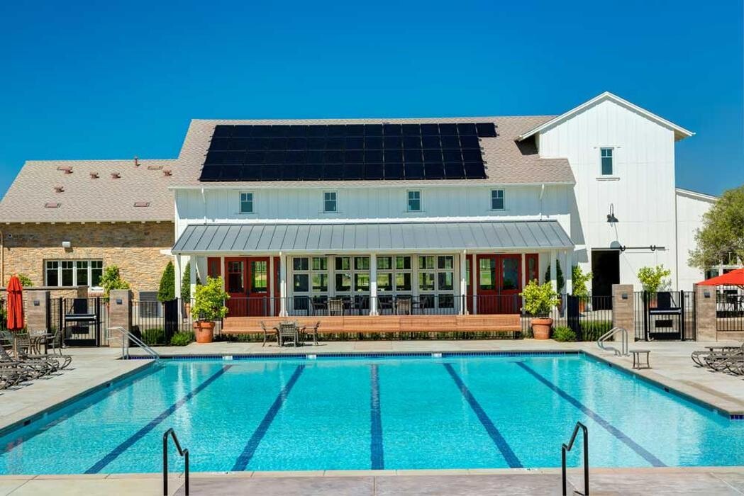 Images SunPower by Custom Energy