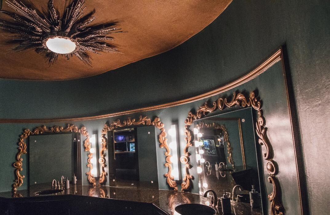 Images Granada Theater