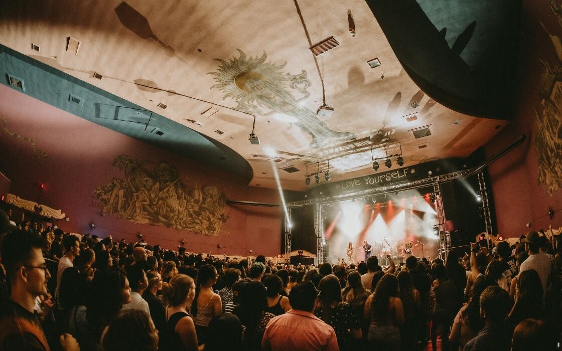 Images Granada Theater