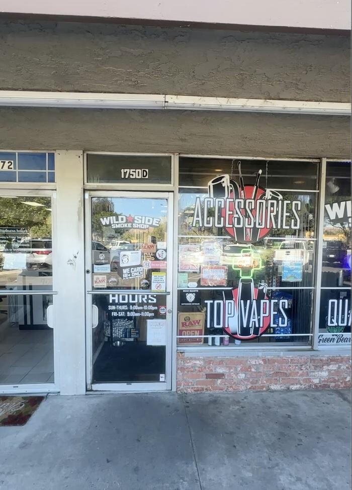 Images CoinFlip Bitcoin ATM - Wild Side Smoke Shop (Simi Valley)