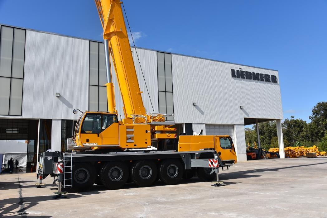 Images Liebherr USA, Co.