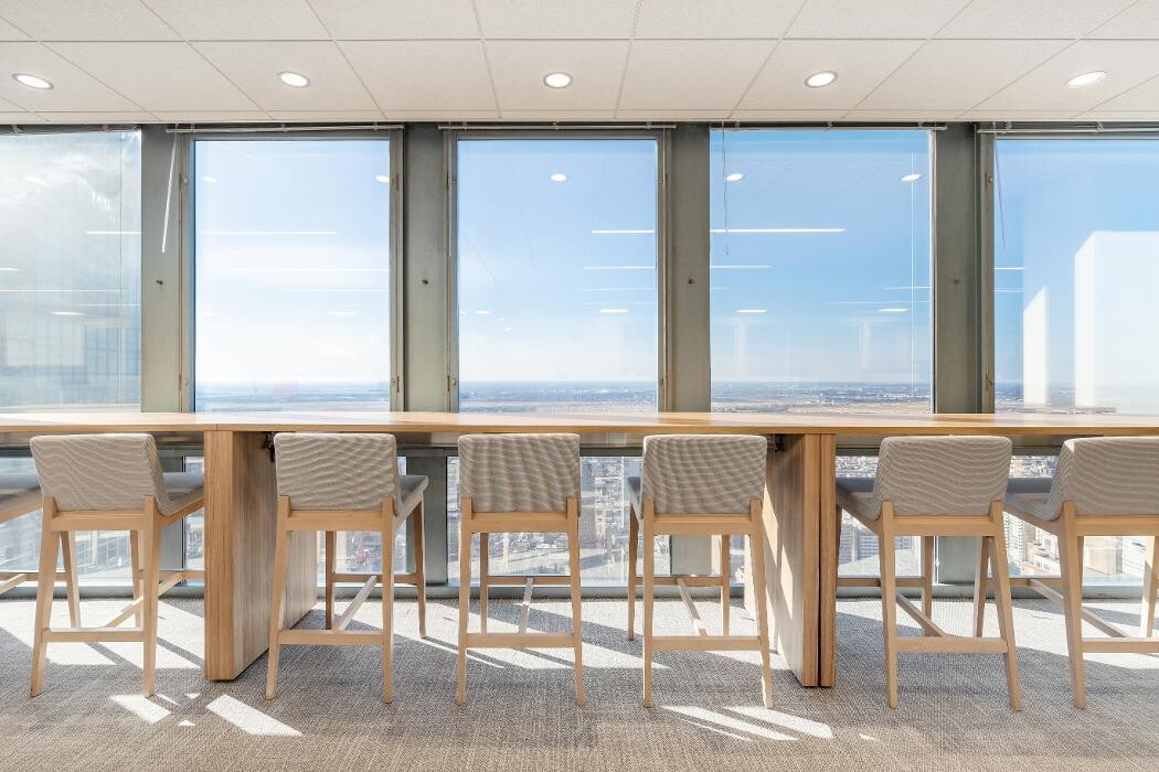 Images Cushman & Wakefield - Commercial Real Estate Services