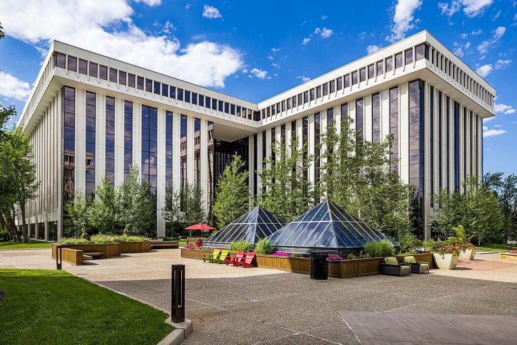 Images Cushman & Wakefield - Commercial Real Estate Services