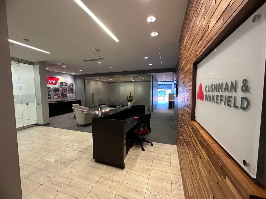 Images Cushman & Wakefield - Commercial Real Estate Services