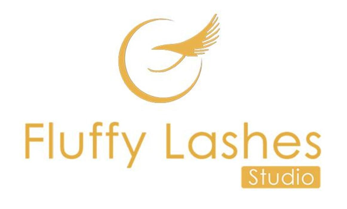 Fluffy Lashes Studio Logo