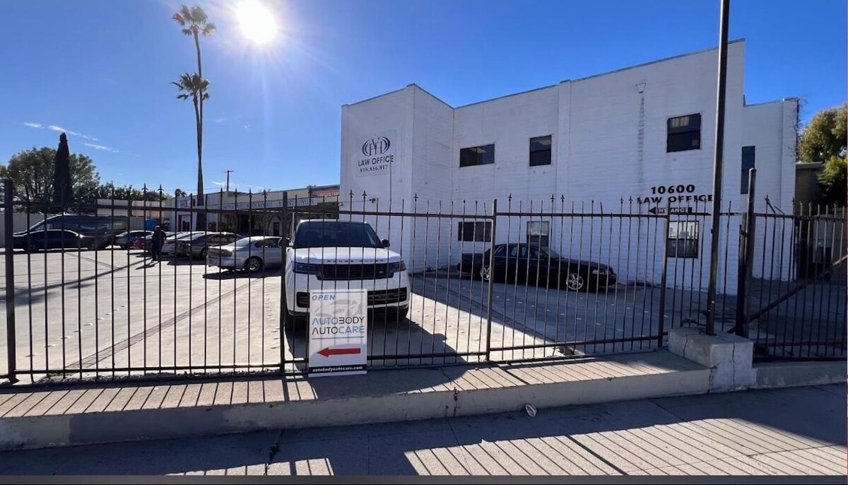 Images AUTO BODY AUTO CARE