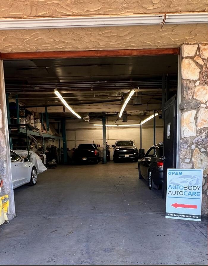 Images AUTO BODY AUTO CARE