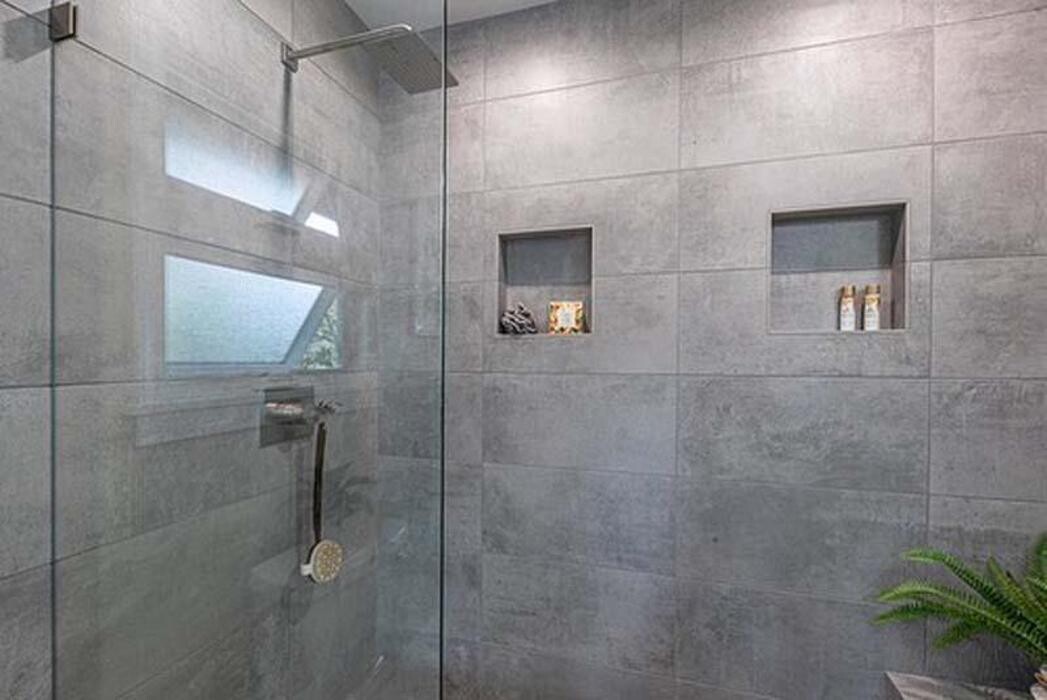 Images Pacific Precision Builders, Inc.