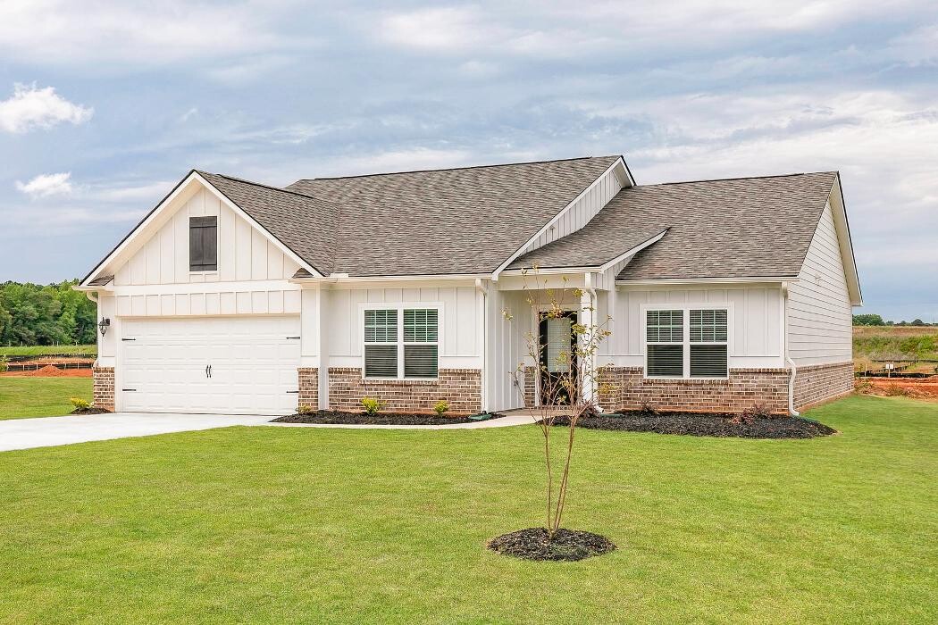 Images LGI Homes - Bunn Farms