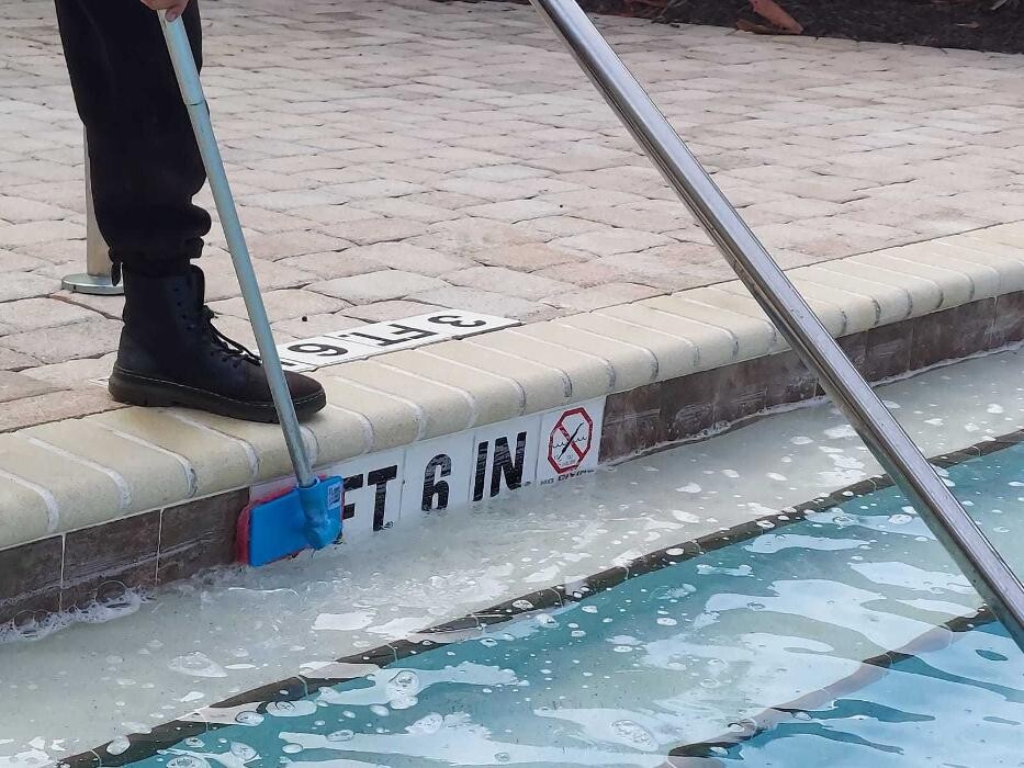 Images Lexington Pool & Maintenance, LLC