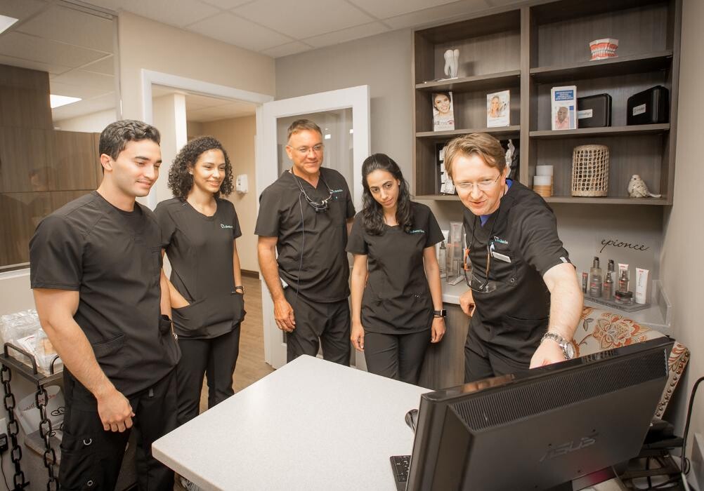 Images Lee Dental Care