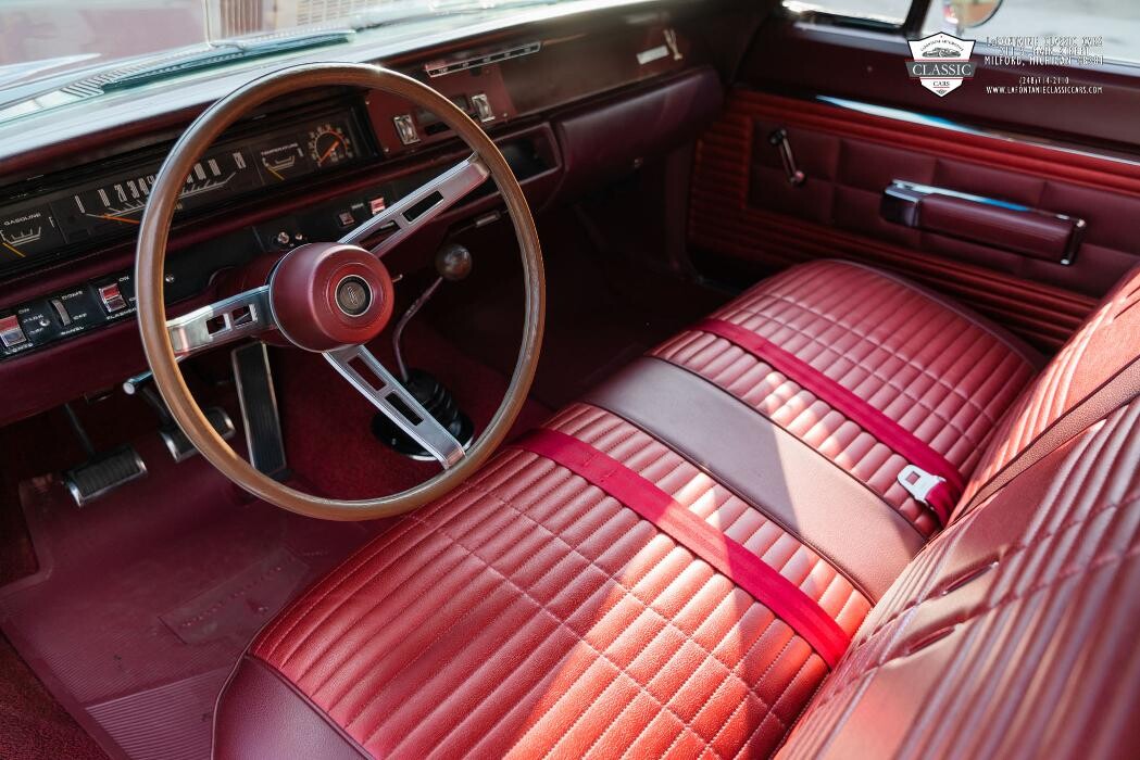 Images LaFontaine Classic Cars