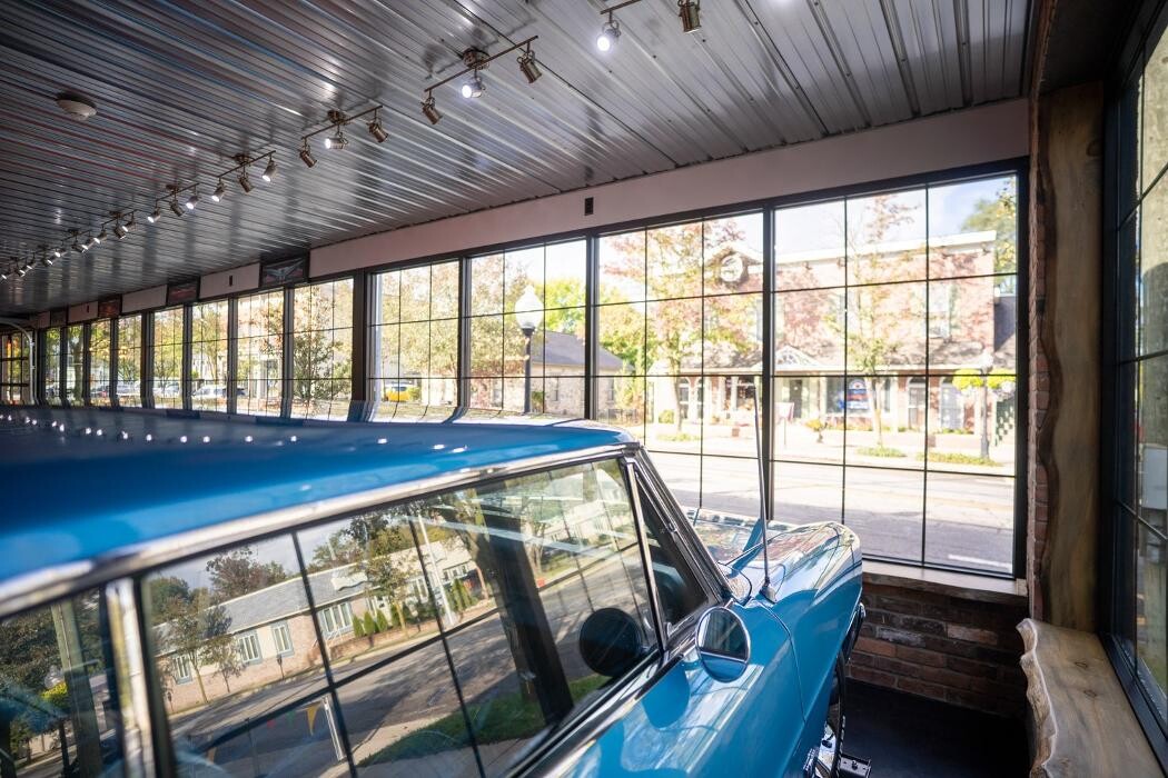 Images LaFontaine Classic Cars