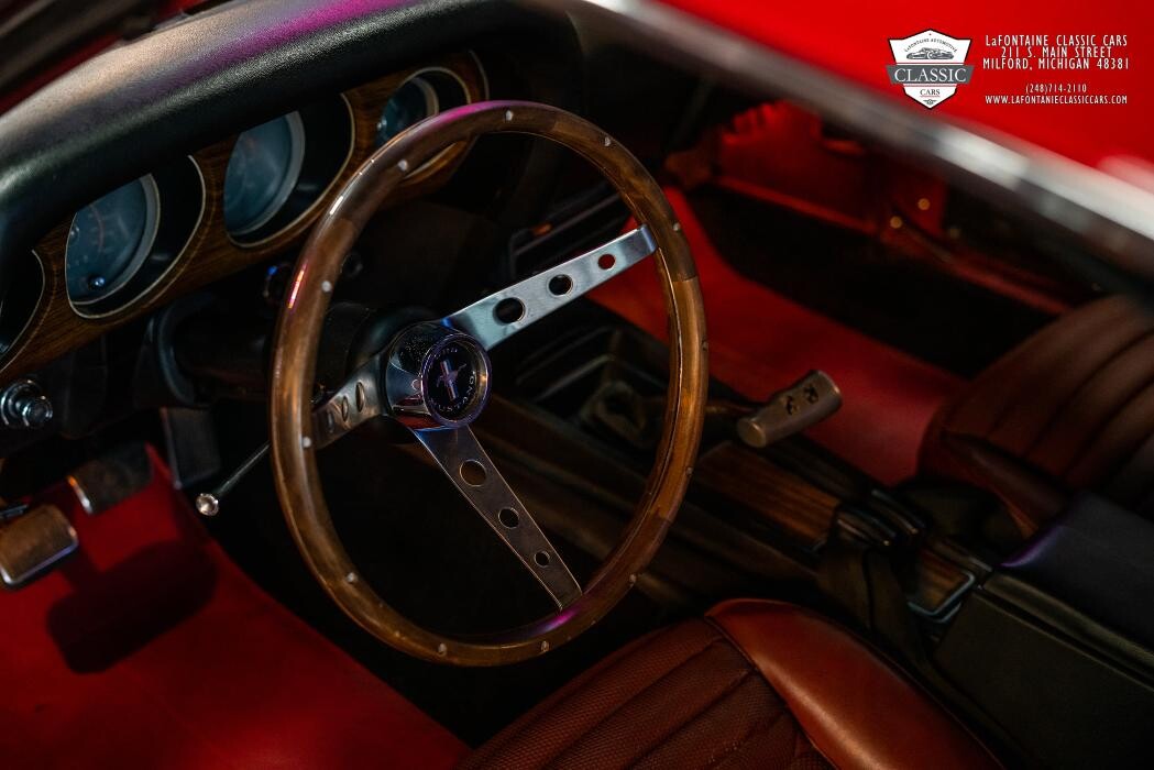 Images LaFontaine Classic Cars