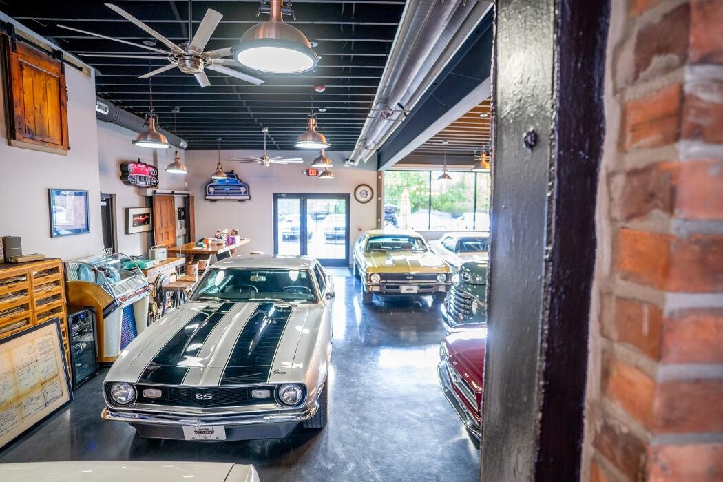 Images LaFontaine Classic Cars