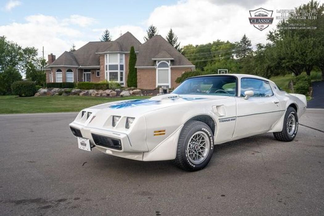 Images LaFontaine Classic Cars