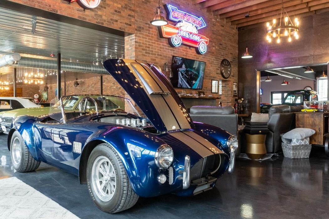 Images LaFontaine Classic Cars